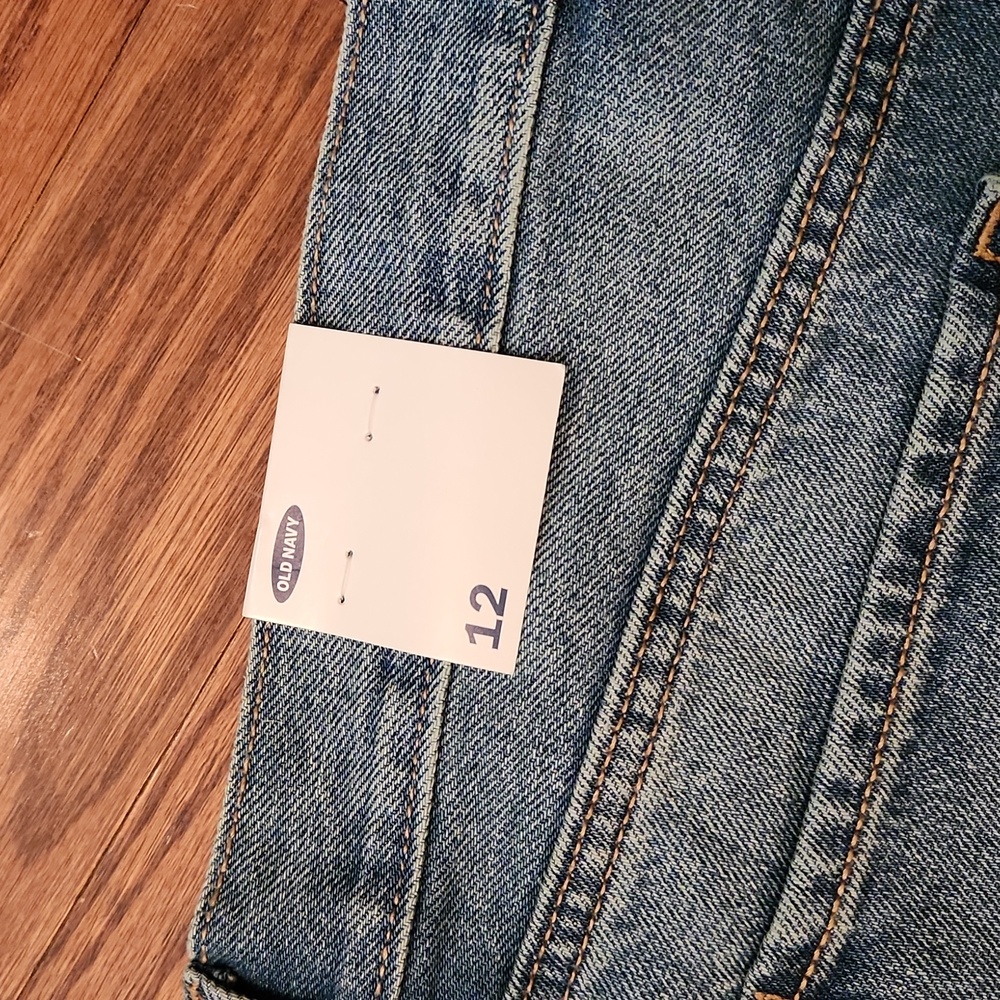 NWT Old Navy Shorts - Picture 4 of 5